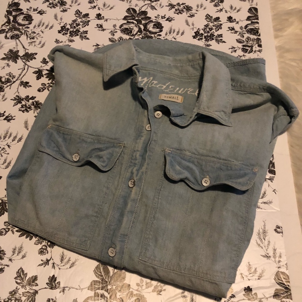 madewell chambray button down shirt - Picture 3 of 8
